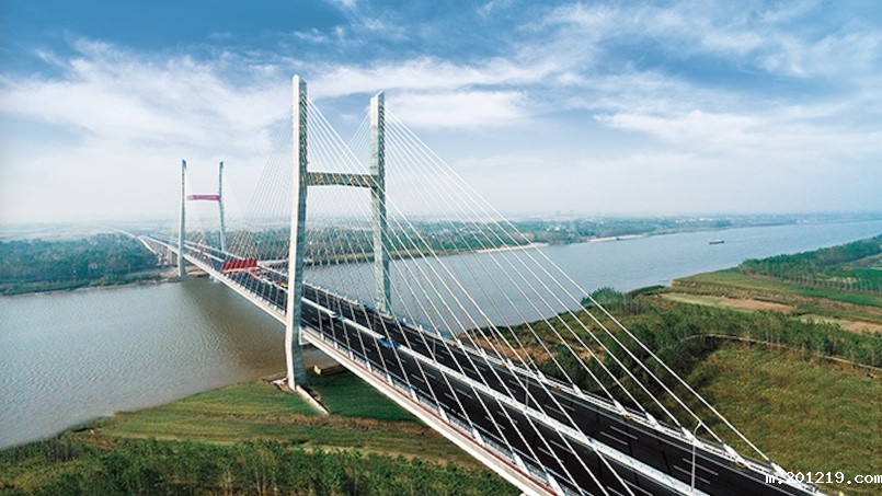 江苏连盐高速灌河斜拉桥