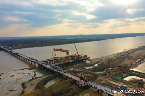 经济观察网:中交一公局沾临二标二分部:用心铸就精品桥